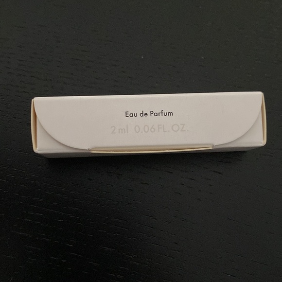 NIB Louis Vuitton Nuit De Feu Perfume - 2ml - Picture 2 of 4